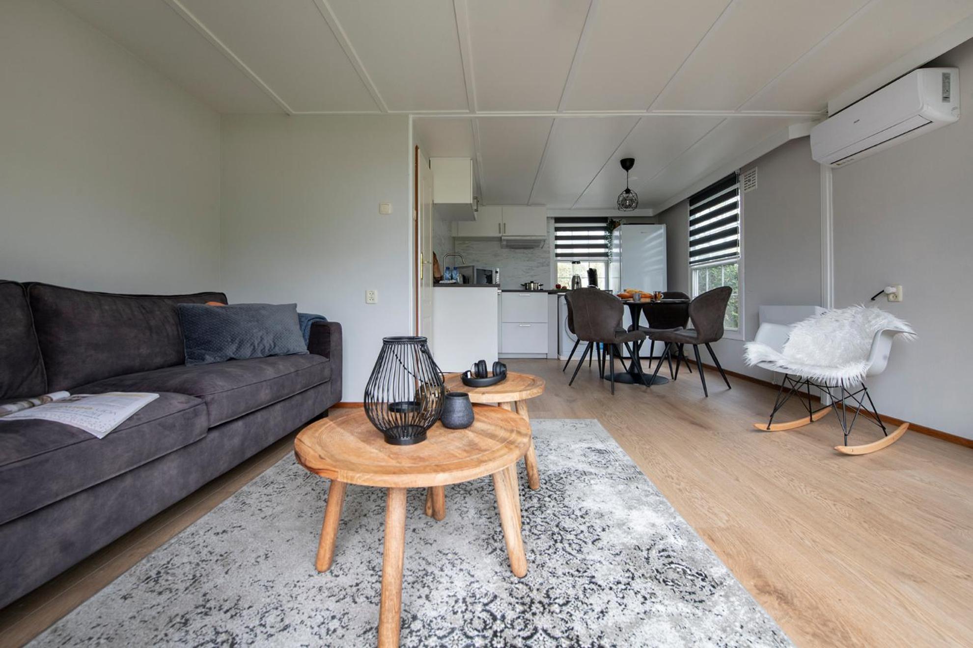 37, Located In A Quiet & Wooded Area! Chalet *